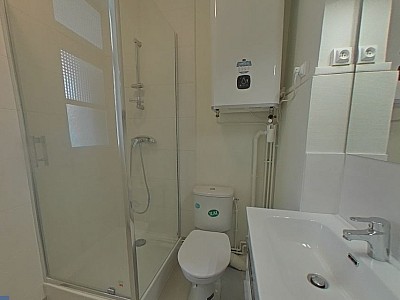 STUDIO A LOUER - LYON 2EME ARRONDISSEMENT La Bourse-Grenette - 18.2 m2 - 495 € charges comprises par mois