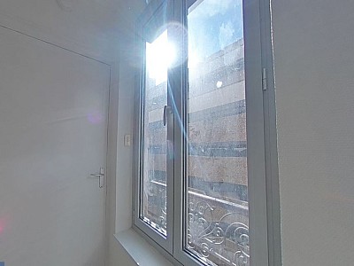 STUDIO A LOUER - LYON 2EME ARRONDISSEMENT La Bourse-Grenette - 18.2 m2 - 495 € charges comprises par mois