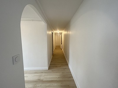 STUDIO A LOUER - LYON 2EME ARRONDISSEMENT Carnot-Charite - 43.96 m2 - 840�&euro; charges comprises par mois