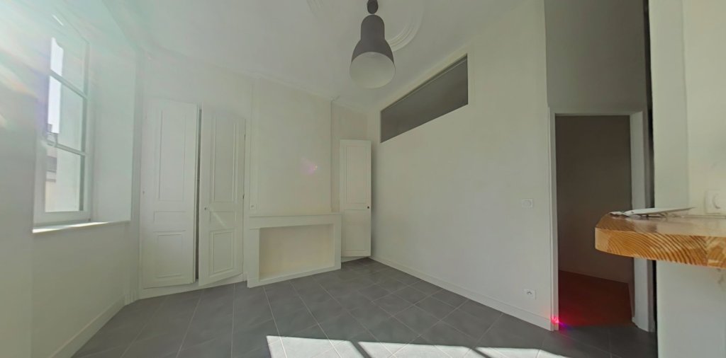 STUDIO A LOUER - LYON 2EME ARRONDISSEMENT Bellecour-a Gourjus - 35.91 m2 - 660 &euro; charges comprises par mois