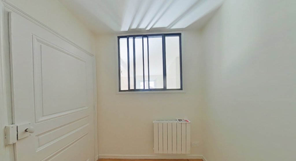 STUDIO A LOUER - LYON 2EME ARRONDISSEMENT Bellecour-Sala - 32.75 m2 - 760�&euro; charges comprises par mois