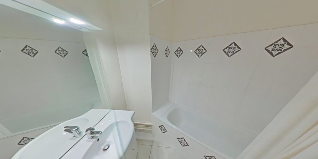 STUDIO A LOUER - LYON 2EME ARRONDISSEMENT Bellecour-a Gourjus - 40.53 m2 - 899�&euro; charges comprises par mois