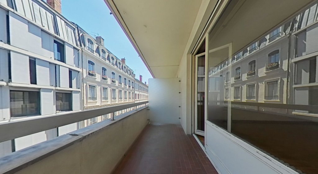 STUDIO A LOUER - LYON 2EME ARRONDISSEMENT Vaubecour-Mairie - 32.92 m2 - 765 &euro; charges comprises par mois
