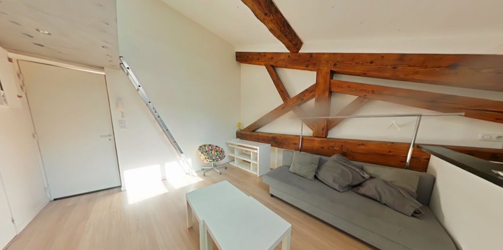 STUDIO A LOUER - LYON 2EME ARRONDISSEMENT Bellecour-Sala - 25.53 m2 - 536 &euro; charges comprises par mois