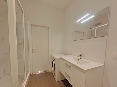 STUDIO A LOUER - LYON 2EME ARRONDISSEMENT Gailleton-A. Comte - 43.77 m2 - 1 051 € charges comprises par mois