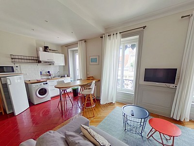 STUDIO A LOUER - LYON 2EME ARRONDISSEMENT La Bourse-Grenette - 37.79 m2 - 798 &euro; charges comprises par mois