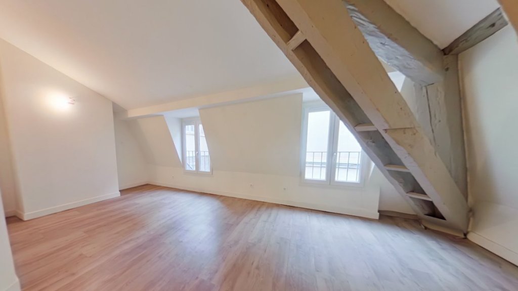 STUDIO A LOUER - LYON 2EME ARRONDISSEMENT Bellecour-Sala - 38.95 m2 - 790 &euro; charges comprises par mois