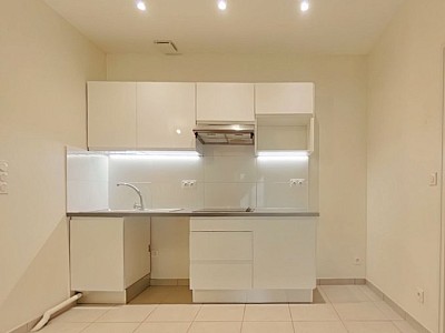 STUDIO A LOUER - LYON 2EME ARRONDISSEMENT Bellecour-Sala - 38.95 m2 - 790 € charges comprises par mois