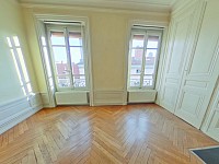 STUDIO A LOUER - LYON 2EME ARRONDISSEMENT Vaubecour-Mairie - 51.09 m2 - 855 € charges comprises par mois