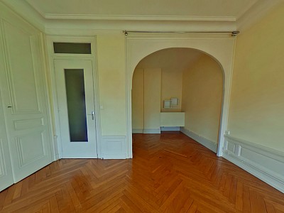 STUDIO A LOUER - LYON 2EME ARRONDISSEMENT Vaubecour-Mairie - 51.09 m2 - 855 € charges comprises par mois