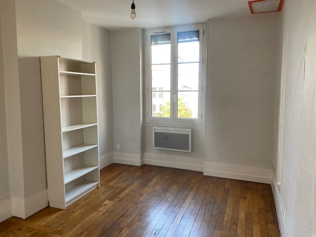 STUDIO A LOUER - LYON 2EME ARRONDISSEMENT Carnot-Charite - 25.17 m2 - 600 &euro; charges comprises par mois