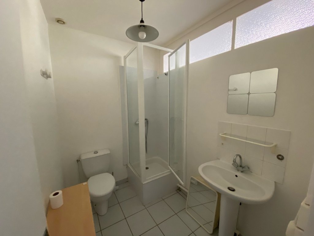 STUDIO A LOUER - LYON 2EME ARRONDISSEMENT Carnot-Charite - 25.17 m2 - 600 &euro; charges comprises par mois