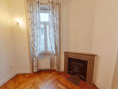 STUDIO A LOUER - LYON 3EME ARRONDISSEMENT Genas CFEL - 30.6 m2 - 599€ charges comprises par mois