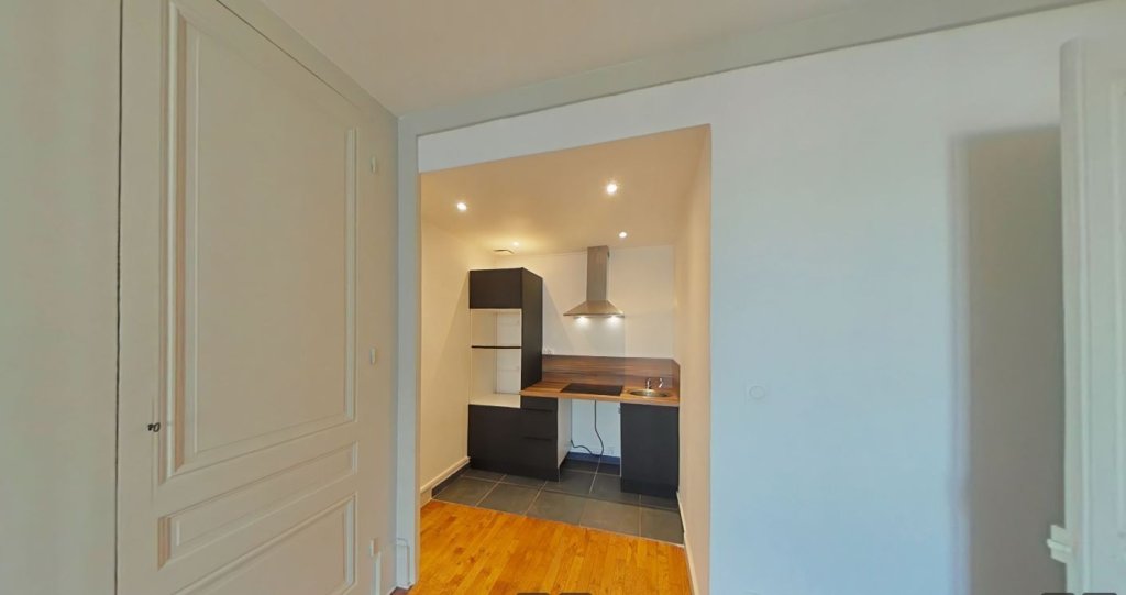 STUDIO A LOUER - LYON 3EME ARRONDISSEMENT Saint-Amour - 35.97 m2 - 750�&euro; charges comprises par mois
