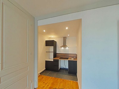 STUDIO A LOUER - LYON 3EME ARRONDISSEMENT Saint-Amour - 35.97 m2 - 750 € charges comprises par mois