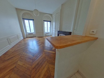 STUDIO A LOUER - LYON 3EME ARRONDISSEMENT Moncey - 27.35 m2 - 540 € charges comprises par mois