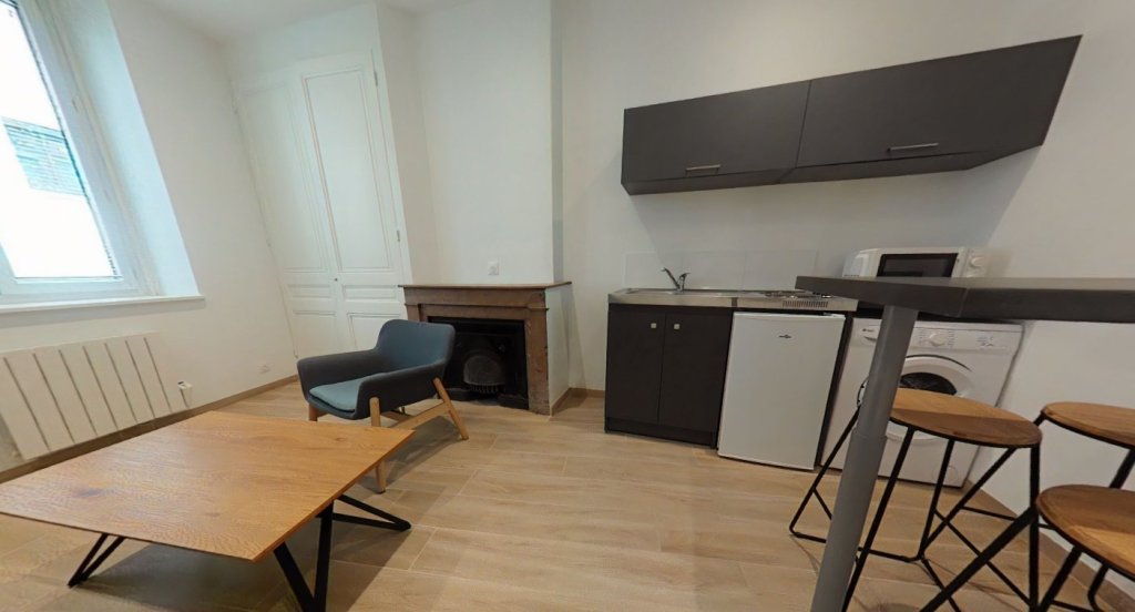 STUDIO A LOUER - LYON 3EME ARRONDISSEMENT Paul Bert-Maisons Neuves - 33.06 m2 - 786�&euro; charges comprises par mois