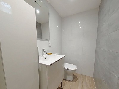 STUDIO A LOUER - LYON 3EME ARRONDISSEMENT Paul Bert-Maisons Neuves - 33.06 m2 - 786 € charges comprises par mois