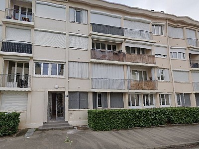 STUDIO A LOUER - LYON 3EME ARRONDISSEMENT Monchat-Bonnand - 27.39 m2 - 565 &euro; charges comprises par mois