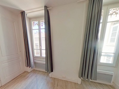 STUDIO A LOUER - LYON 3EME ARRONDISSEMENT Paul Bert-Maisons Neuves - 29.79 m2 - 595 &euro; charges comprises par mois