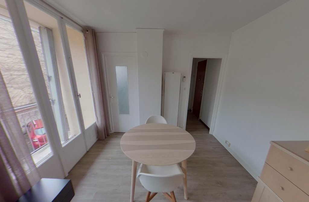 STUDIO A LOUER - LYON 3EME ARRONDISSEMENT Monchat-Bonnand - 27.02 m2 - 610 &euro; charges comprises par mois
