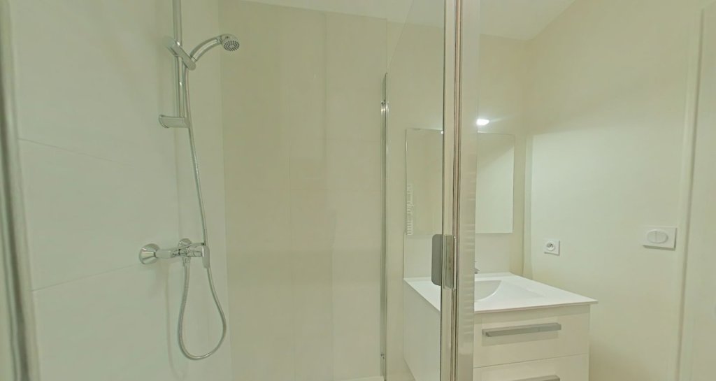 STUDIO A LOUER - LYON 3EME ARRONDISSEMENT Voltaire - 40.03 m2 - 815 &euro; charges comprises par mois