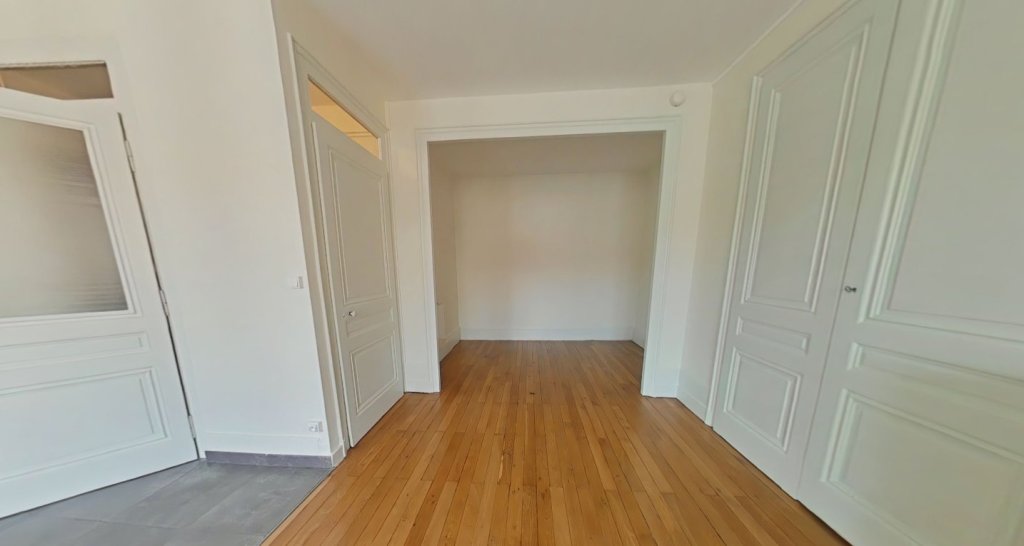 STUDIO A LOUER - LYON 3EME ARRONDISSEMENT Voltaire - 40.03 m2 - 815 &euro; charges comprises par mois
