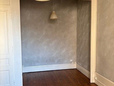 STUDIO A LOUER - LYON 3EME ARRONDISSEMENT Voltaire - 28.24 m2 - 575 &euro; charges comprises par mois