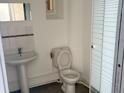 STUDIO A LOUER - LYON 3EME ARRONDISSEMENT Voltaire - 28.24 m2 - 575 &euro; charges comprises par mois