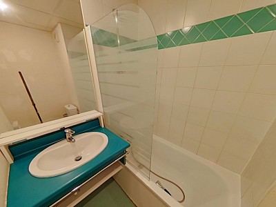 STUDIO A LOUER - LYON 3EME ARRONDISSEMENT Mutualite-Liberte - 18.54 m2 - 460 € charges comprises par mois