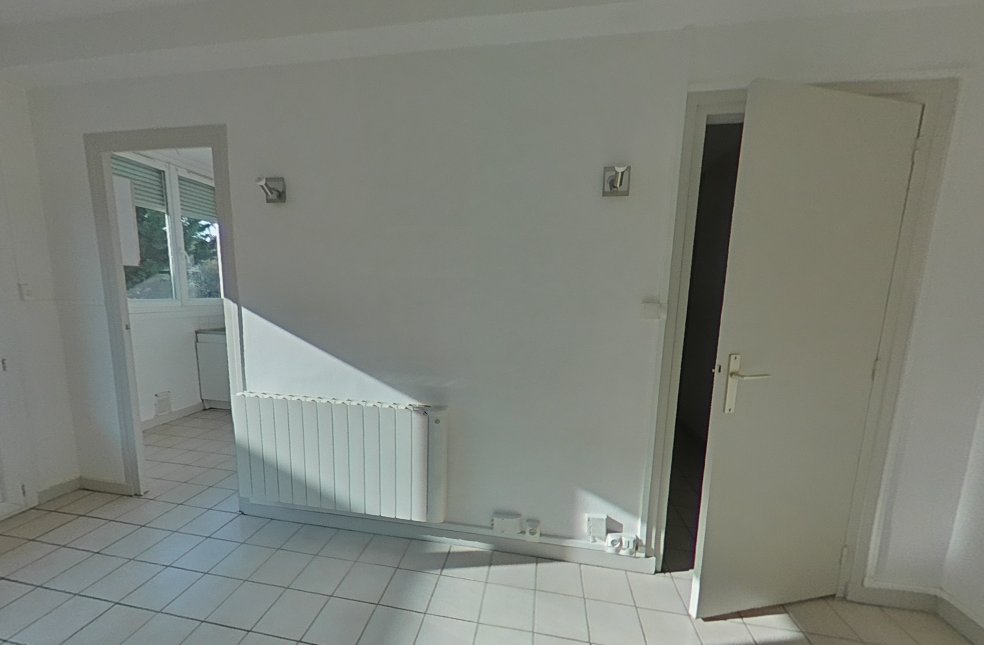 STUDIO A LOUER - LYON 3EME ARRONDISSEMENT Monchat-Bonnand - 26.84 m2 - 488 &euro; charges comprises par mois