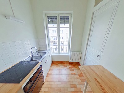 STUDIO A LOUER - LYON 3EME ARRONDISSEMENT - 38.75 m2 - 804 &euro; charges comprises par mois