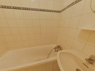 STUDIO A LOUER - LYON 4EME ARRONDISSEMENT Gillet Serein - 28.66 m2 - 552€ charges comprises par mois