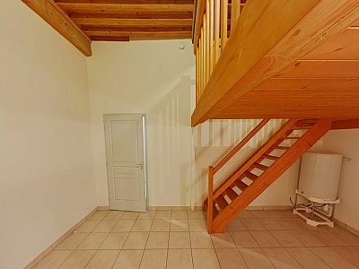 STUDIO A LOUER - LYON 4EME ARRONDISSEMENT Place Croix Rousse-Austerlitz - 32.47 m2 - 630 € charges comprises par mois