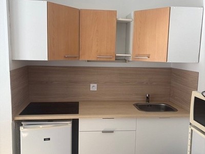 STUDIO A LOUER - LYON 5EME ARRONDISSEMENT Radisson-Choulans - 18.35 m2 - 435€ charges comprises par mois
