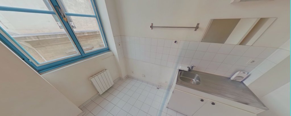 STUDIO A LOUER - LYON 5EME ARRONDISSEMENT Quarantaine-Les Etroits - 40.97 m2 - 675 € charges comprises par mois