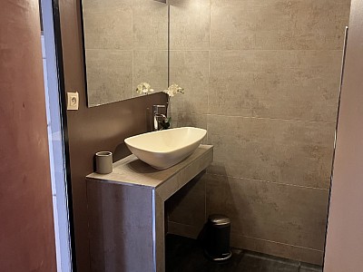 STUDIO A LOUER - LYON 5EME ARRONDISSEMENT Saint-Jean - 49 m2 - 1 190 &euro; charges comprises par mois