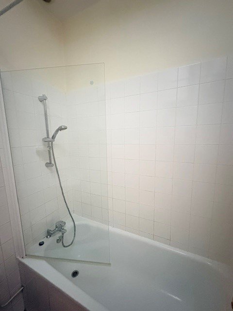 STUDIO A LOUER - LYON 6EME ARRONDISSEMENT l Helvetie - 16.83 m2 - 360 &euro; charges comprises par mois