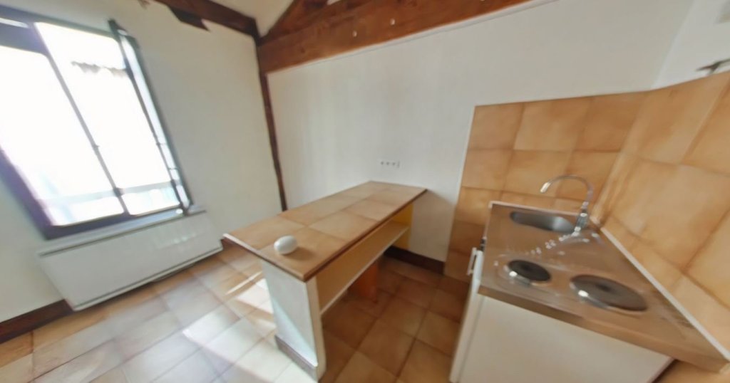 STUDIO A LOUER - LYON 6EME ARRONDISSEMENT Moliere - 24.23 m2 - 530 &euro; charges comprises par mois