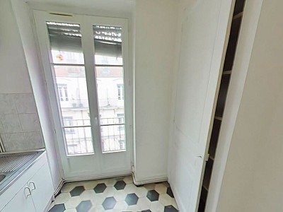 STUDIO A LOUER - LYON 6EME ARRONDISSEMENT Les Brotteaux - 42.14 m2 - 740€ charges comprises par mois