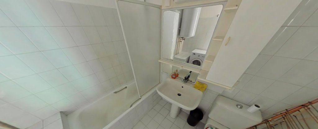 STUDIO A LOUER - LYON 6EME ARRONDISSEMENT l Helvetie - 32.17 m2 - 770�&euro; charges comprises par mois