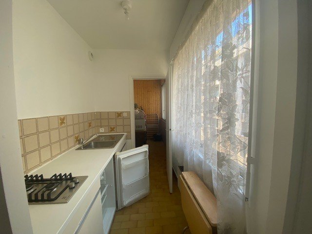 STUDIO A LOUER - LYON 6EME ARRONDISSEMENT Kleber - 25.39 m2 - 555 &euro; charges comprises par mois