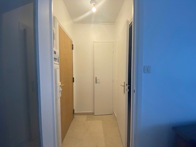 STUDIO A LOUER - LYON 6EME ARRONDISSEMENT Kleber - 25.39 m2 - 555 &euro; charges comprises par mois