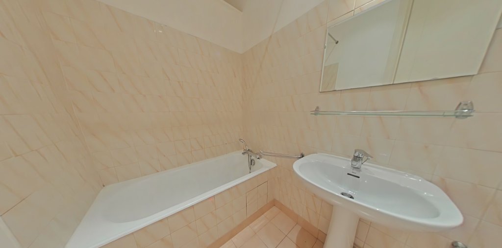 STUDIO A LOUER - LYON 6EME ARRONDISSEMENT J. Recamier - 43.36 m2 - 762 &euro; charges comprises par mois