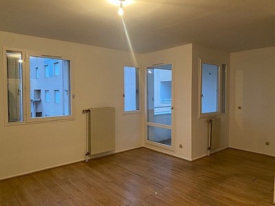 STUDIO A LOUER - LYON 7EME ARRONDISSEMENT Tony Garnier - 32.5 m2 - 580 &euro; charges comprises par mois