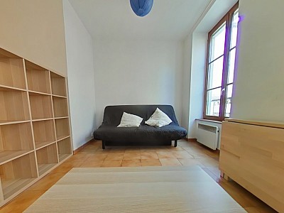 STUDIO A LOUER - LYON 7EME ARRONDISSEMENT Pasteur - 25.56 m2 - 592,43€ charges comprises par mois