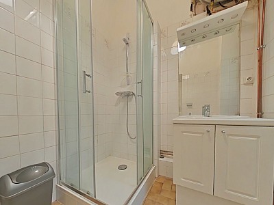 STUDIO A LOUER - LYON 7EME ARRONDISSEMENT Pasteur - 25.56 m2 - 592,43€ charges comprises par mois