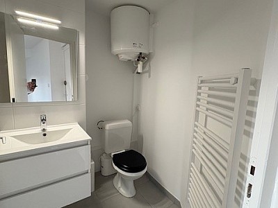 STUDIO A LOUER - LYON 7EME ARRONDISSEMENT Saint-Michel - 18.37 m2 - 460€ charges comprises par mois