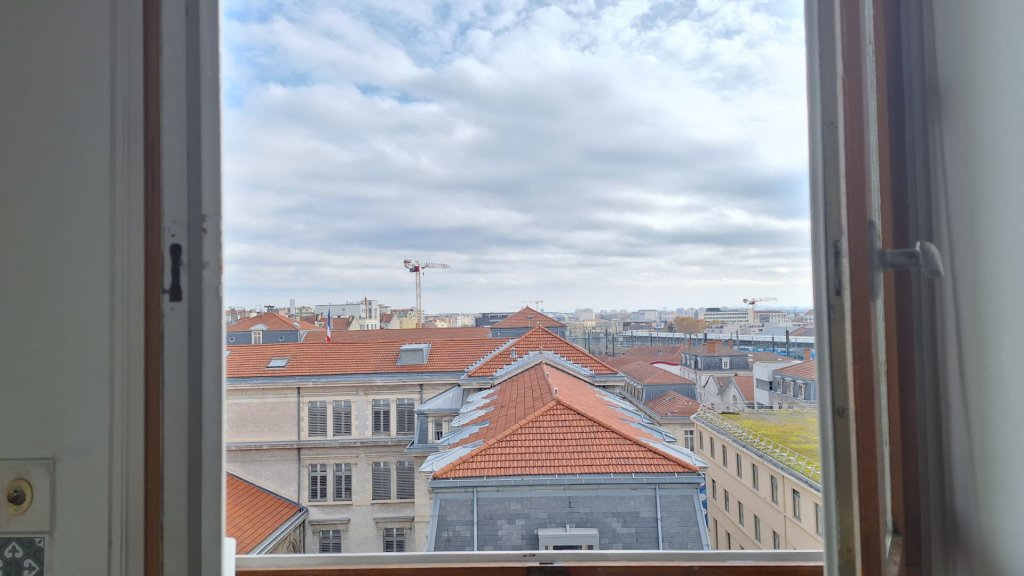 STUDIO A LOUER - LYON 7EME ARRONDISSEMENT Centre Berthelot - 22.21 m2 - 570�&euro; charges comprises par mois