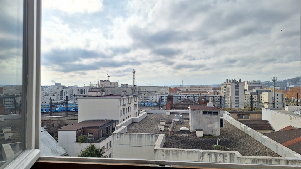 STUDIO A LOUER - LYON 7EME ARRONDISSEMENT Centre Berthelot - 22.21 m2 - 570�&euro; charges comprises par mois